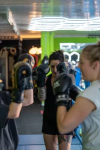 debutant-arts-martiaux-sport-combat-cours-boxe-mma-jjb-woc-factory-la-sarraz-cossonay-vaud.jpg